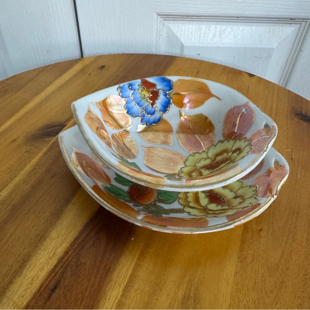 Vintage hand painted Japanese set of 2 candy nut dishes